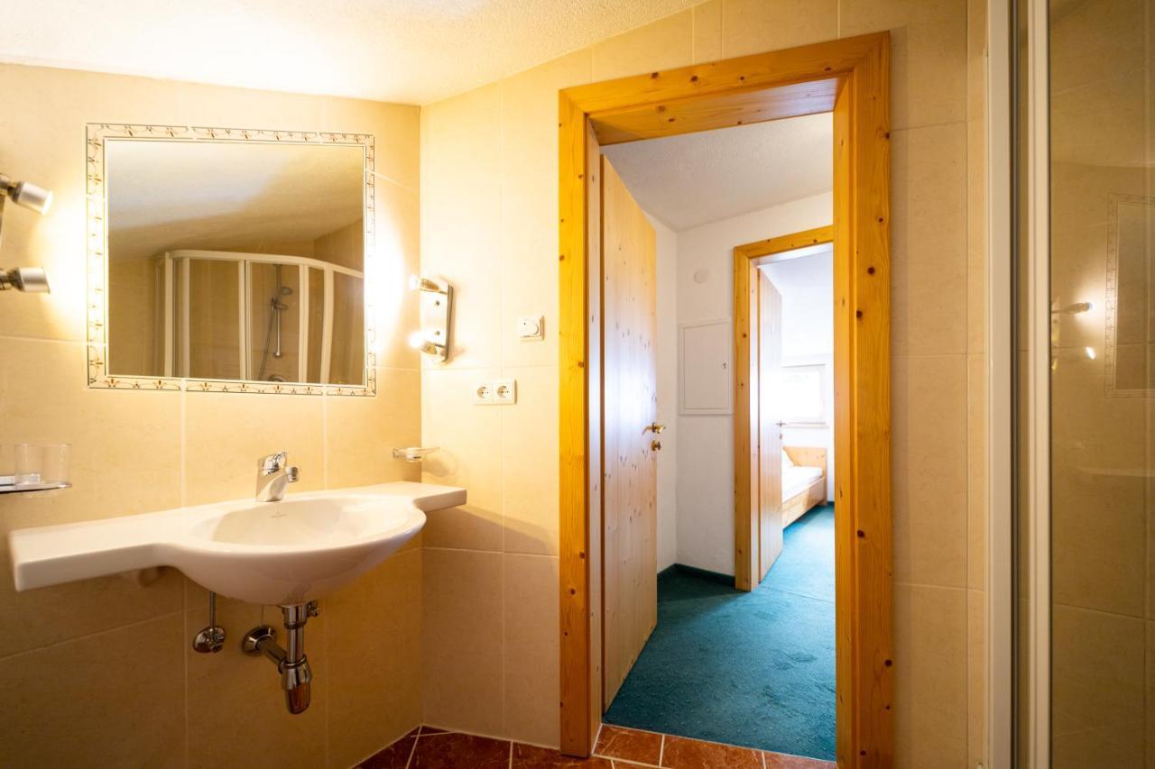 Haus Rosmarie Apartment Sankt Anton am Arlberg Exterior photo